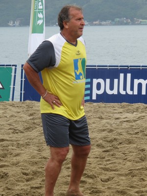 Zico vai disputar o 1º Desafio dos Reis de Beach soccer, na Praia de Camburi, em Vitória, neste sábado